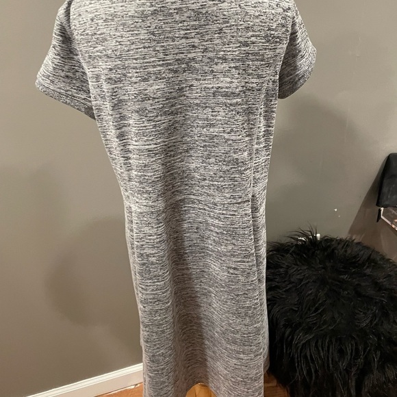 Gray Short Sleeve Women's Dress - Picture 2 of 3